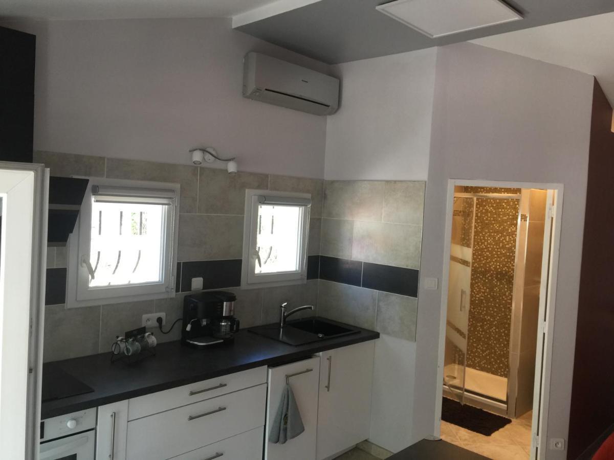 Dependance Individuelle Apartman Nans-les-Pins Kültér fotó
