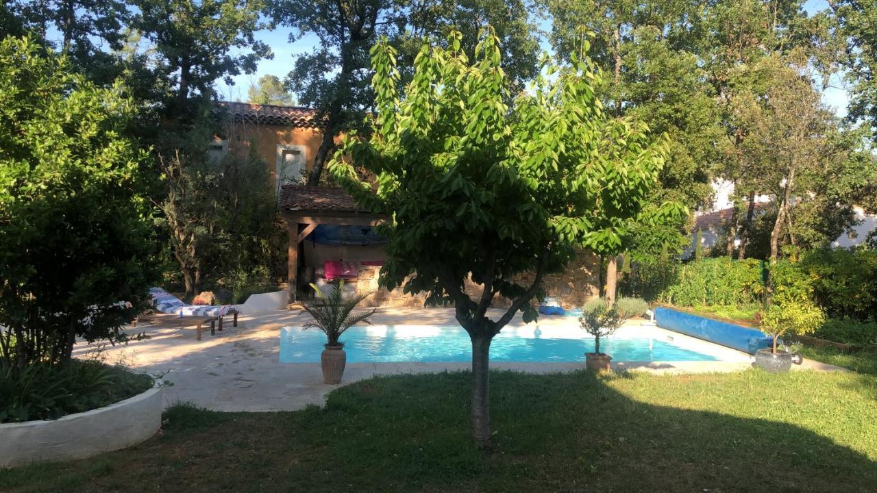 Dependance Individuelle Apartman Nans-les-Pins Kültér fotó