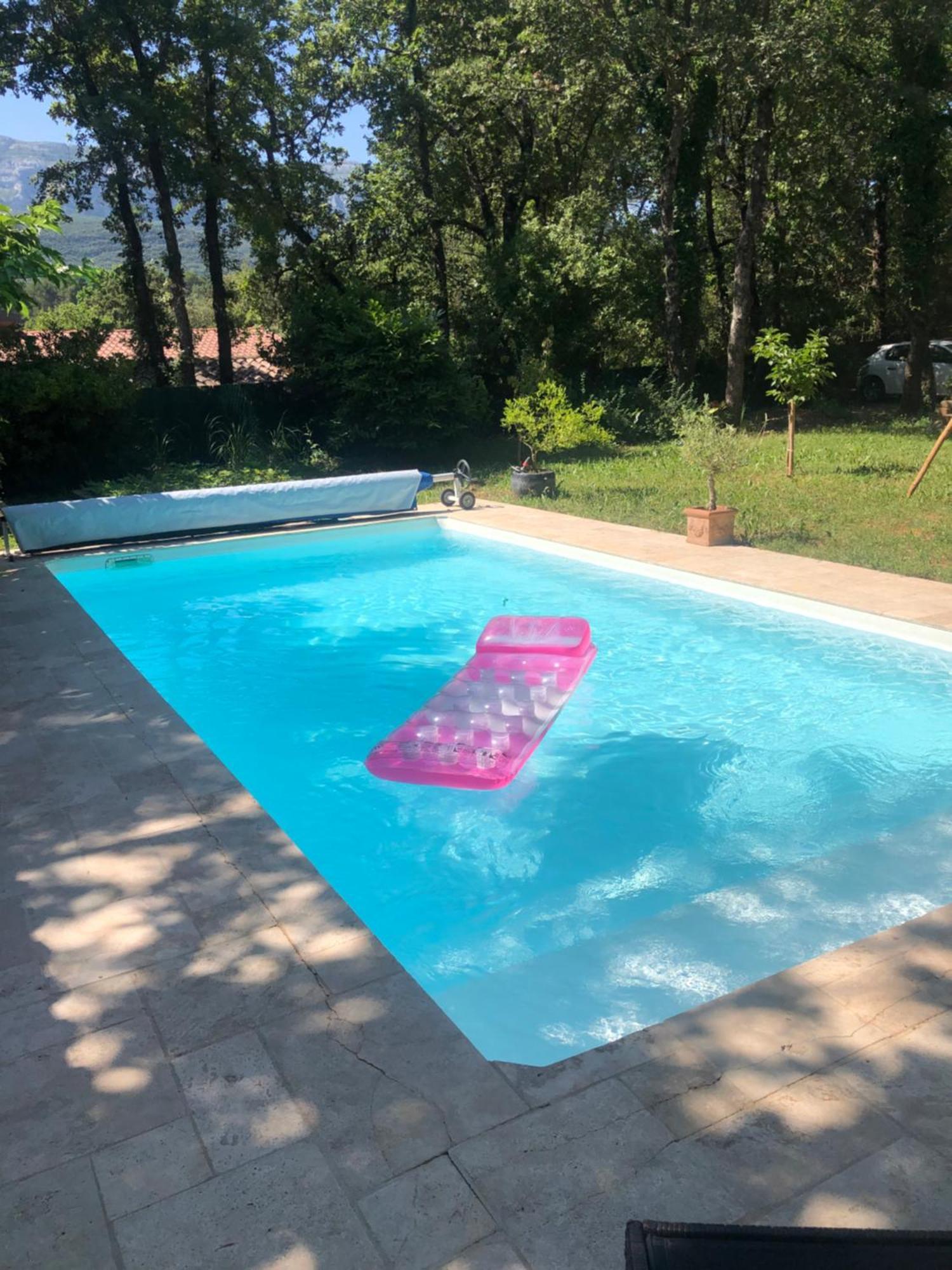 Dependance Individuelle Apartman Nans-les-Pins Kültér fotó