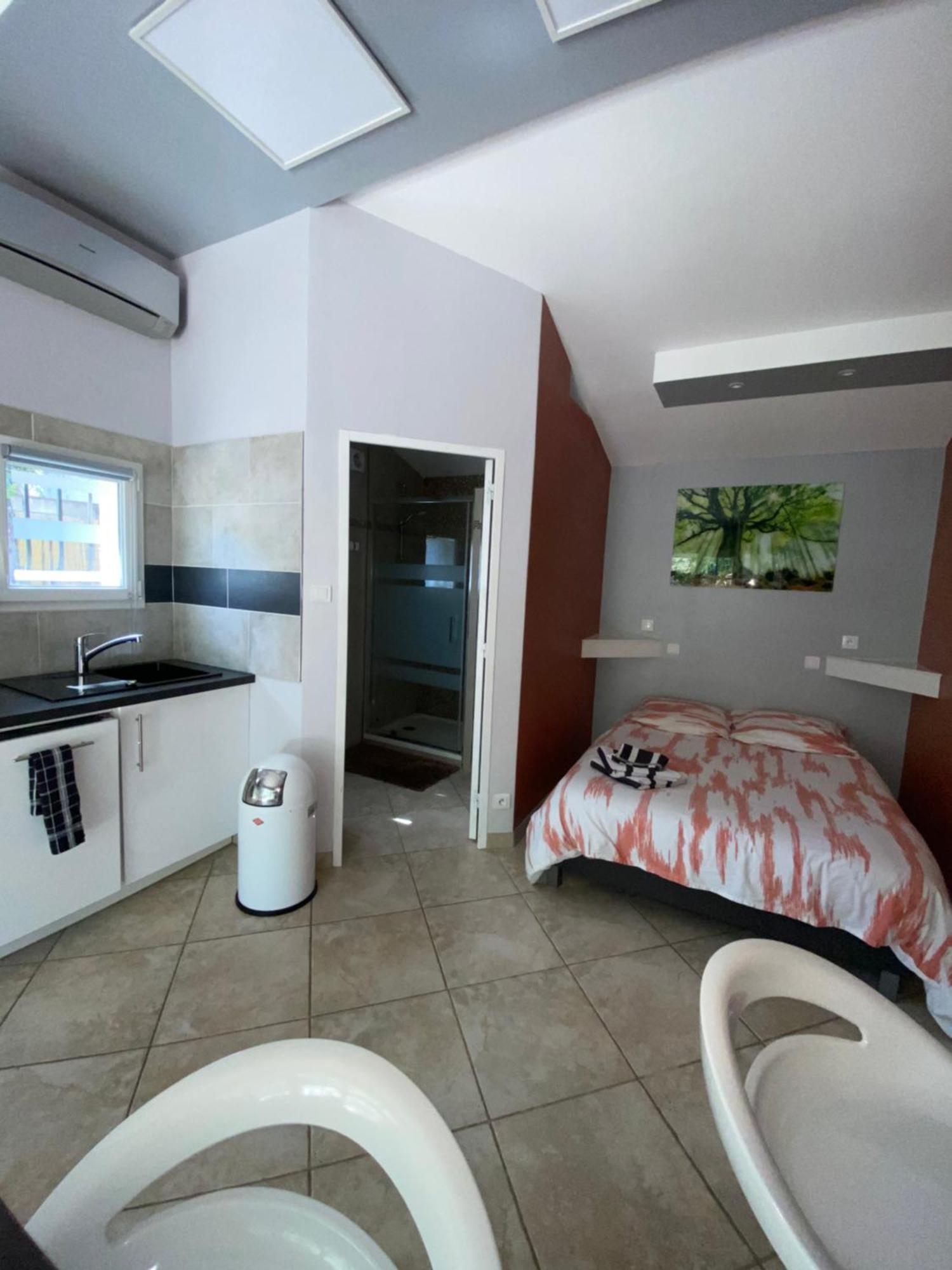 Dependance Individuelle Apartman Nans-les-Pins Kültér fotó
